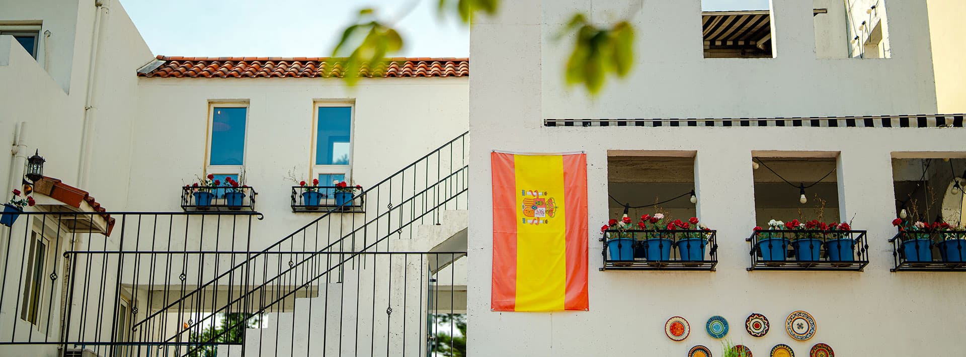 라스블랑카스 스페인 마을 전경 — 안달루시아 테마의 화이트 건축물