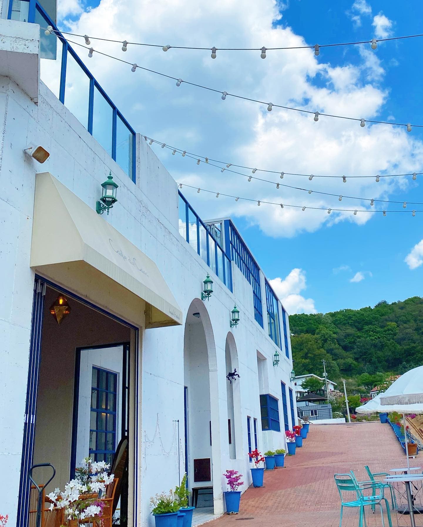 라스블랑카스 건물 외관 — 주변 편의시설 안내