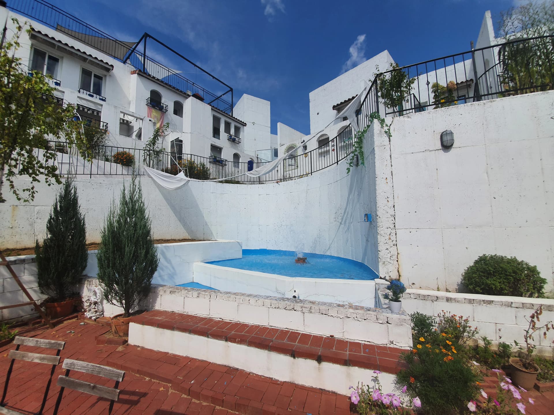 실내 온수풀 지중해 타일 인테리어